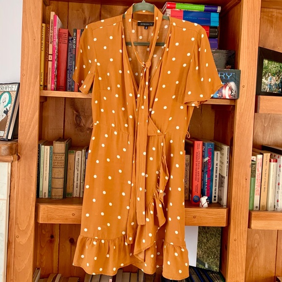 Polka dot Belted Summer Dress - Picture 4 of 5